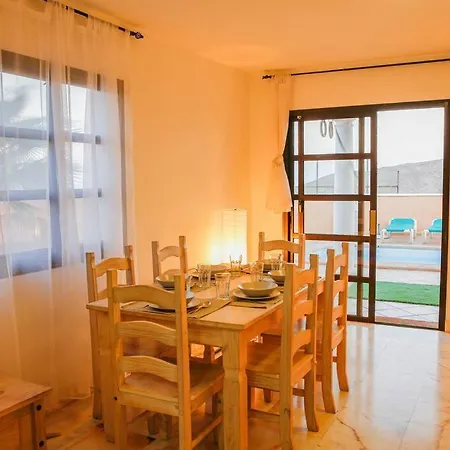 Vila Con Espectaculares Vistas Y Piscina Privada